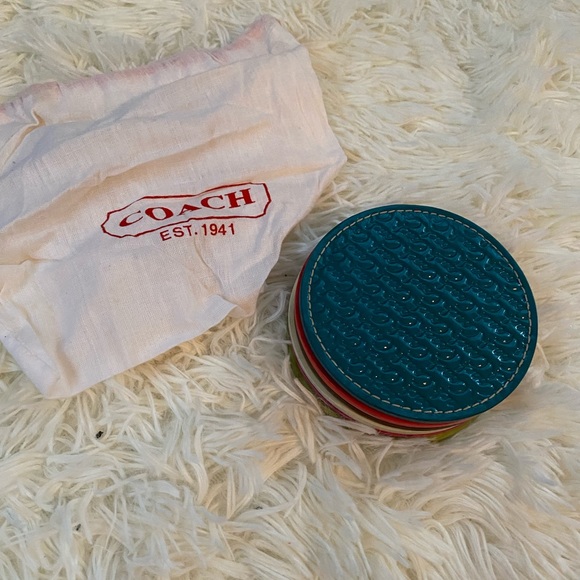 Magnetic coach coasters - Picture 13 of 14